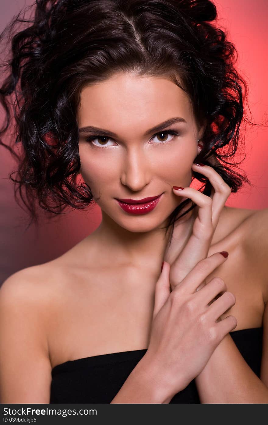 Portrait of young beautiful brunette woman