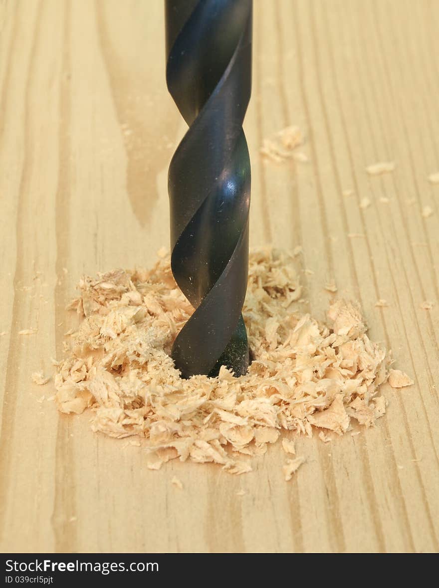 Drilling in wood