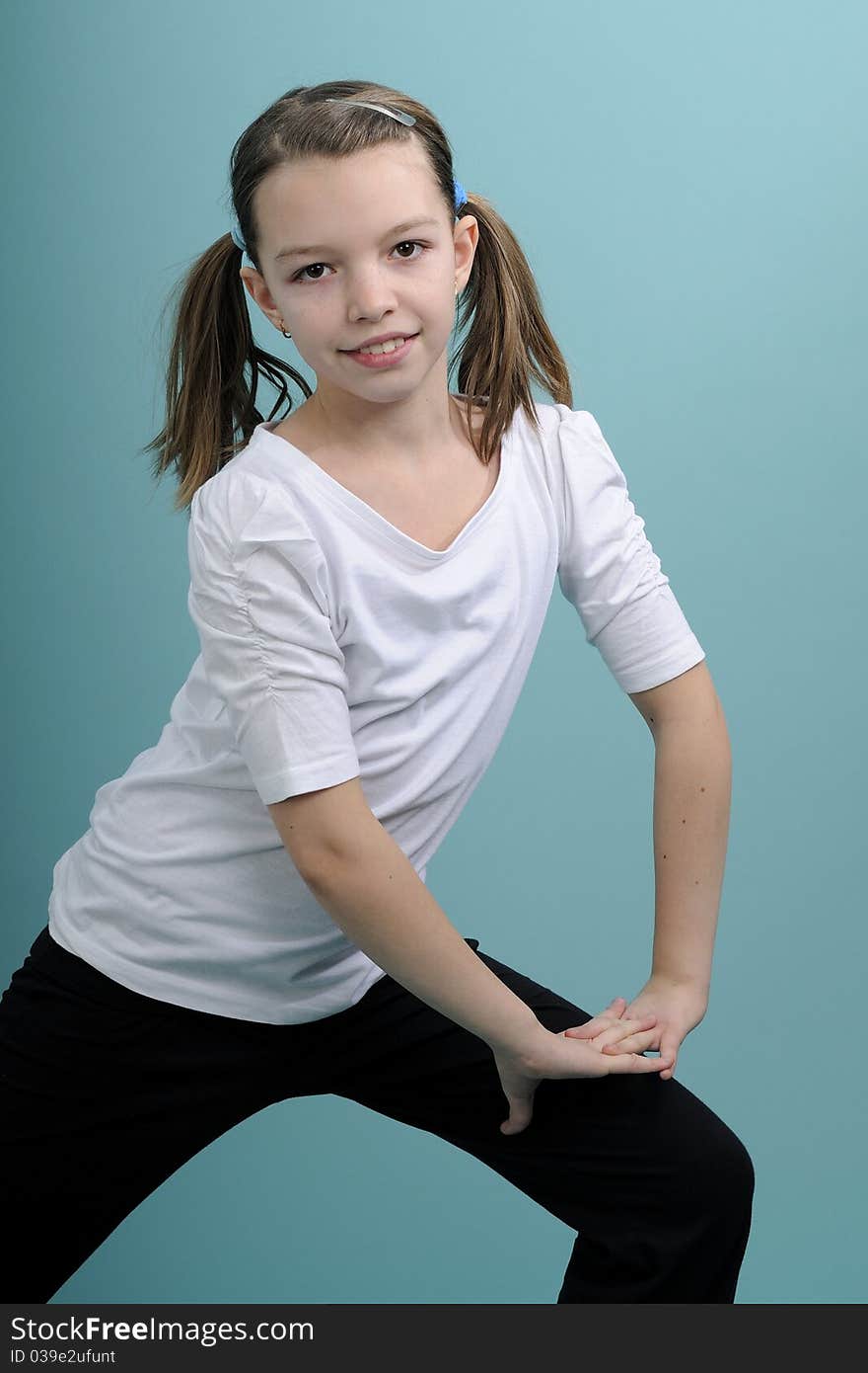 Teenager training her body