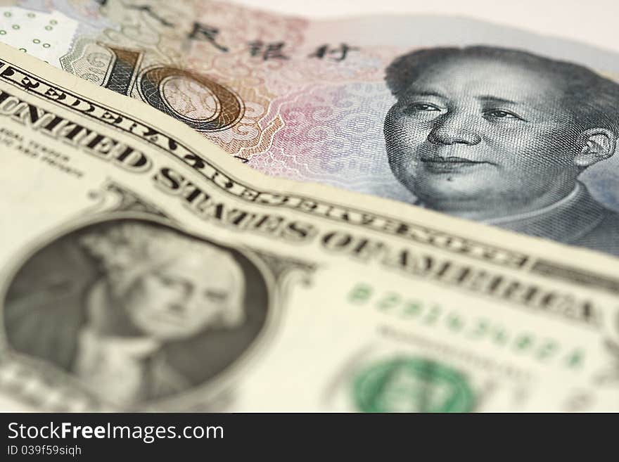 Currency wars: The American dollar against the Chinese yuan