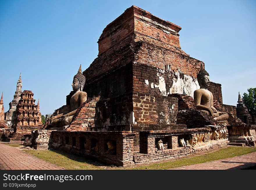 Wat mahatat sukhothai history park in thailand