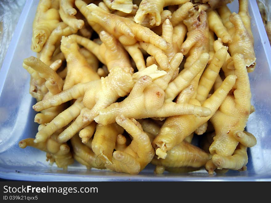 Salted chicken feet