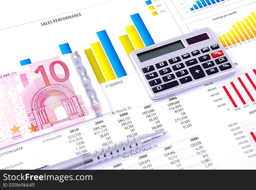 Financial Analysis with charts and data  of progreso in industry  with the European currency. Financial Analysis with charts and data  of progreso in industry  with the European currency