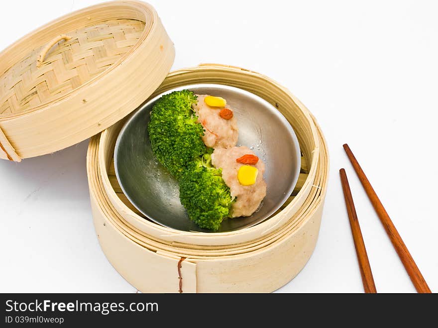 Chinese steamed dim sum broccoli