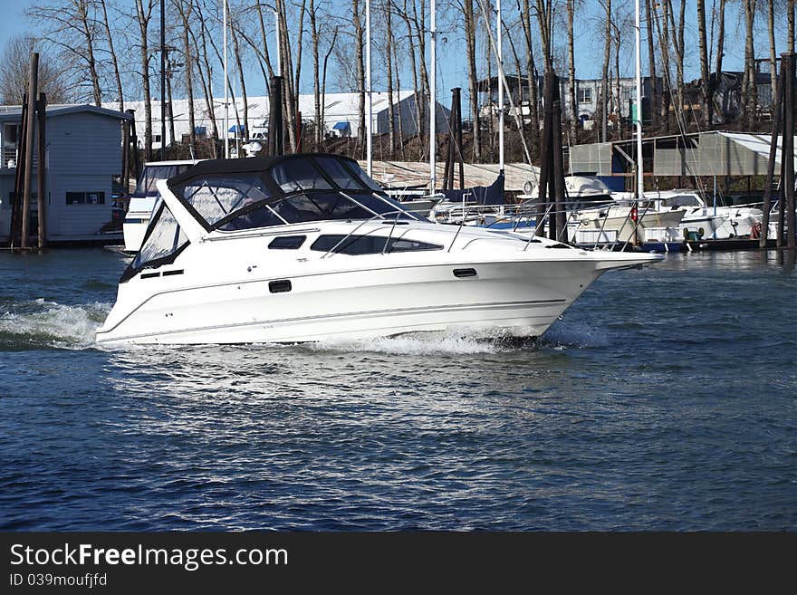 A leisure drive on the river in Portland Oregon. A leisure drive on the river in Portland Oregon.