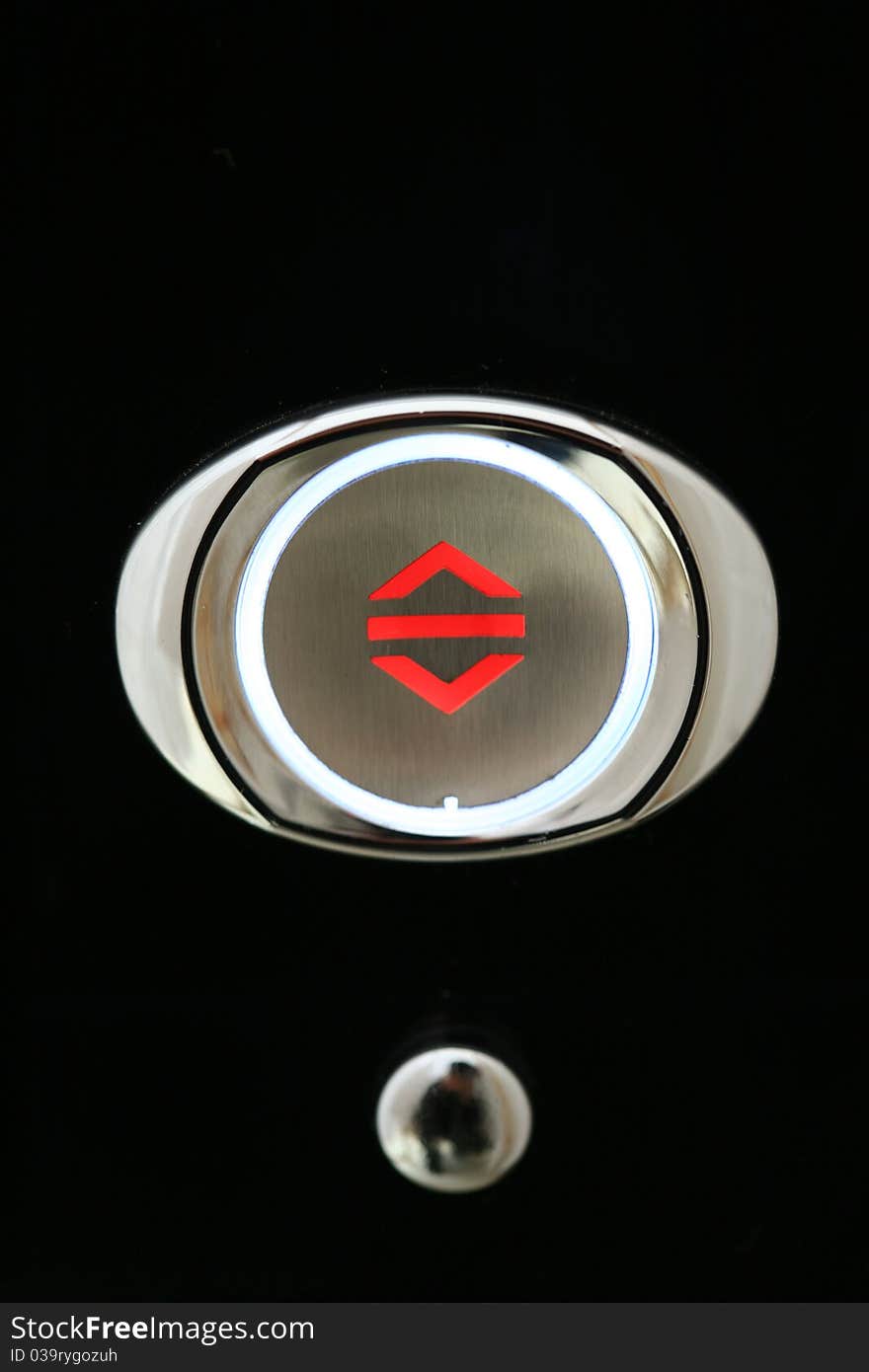 Illuminating the image of a black background on the elevator buttons