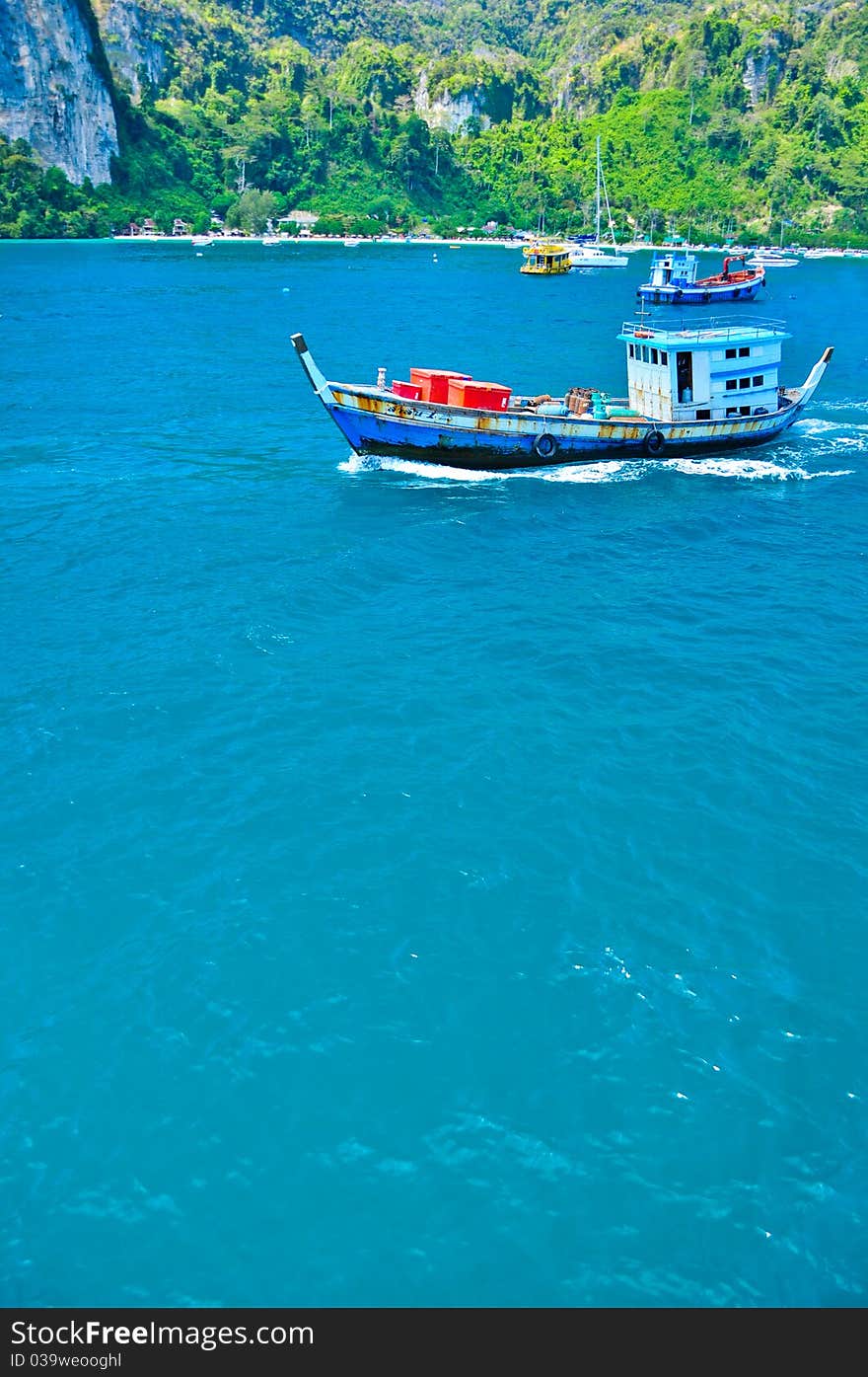 Small ship Transport, Pee-pee island, thailand