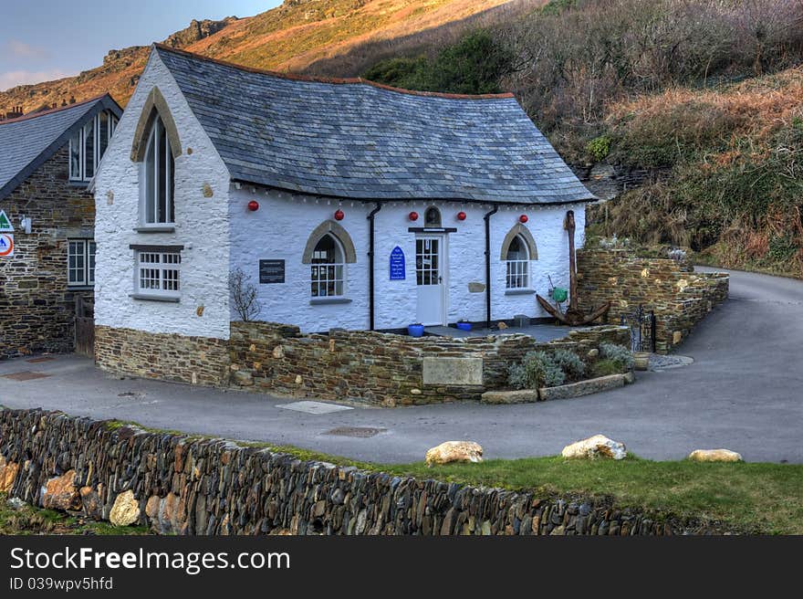 Boscastle Harbour Light