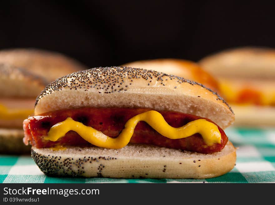 Wurst sandwich with poppy seed bread