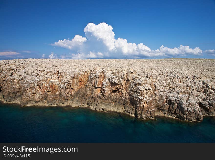 Cliff and great cloud