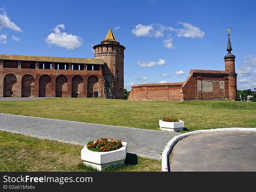 Kolomna (Маринкина) a tower. 16 centuries. Kolomna (Маринкина) a tower. 16 centuries