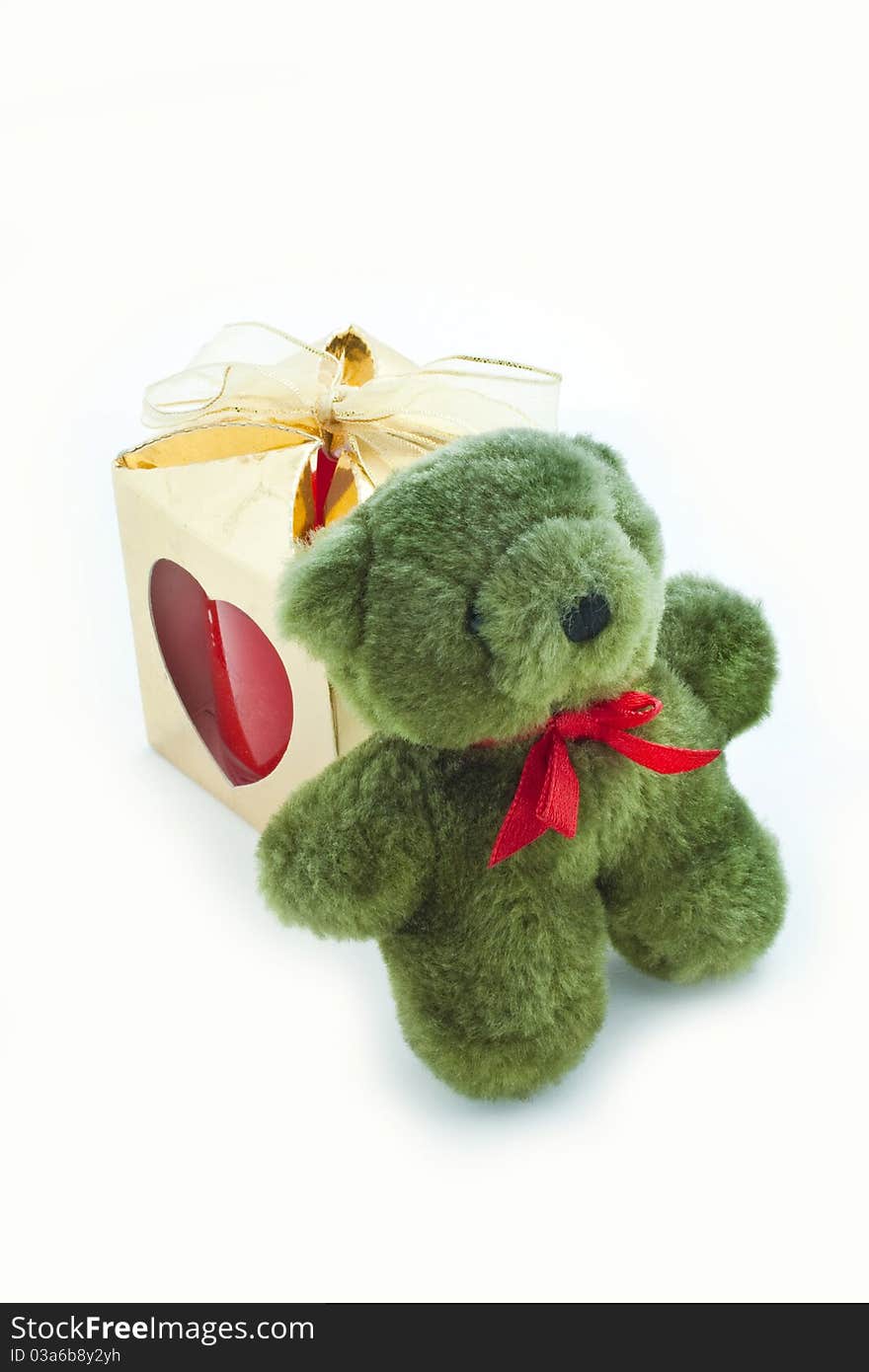 Golden gift box and bear the occasion of Valentine's Day.