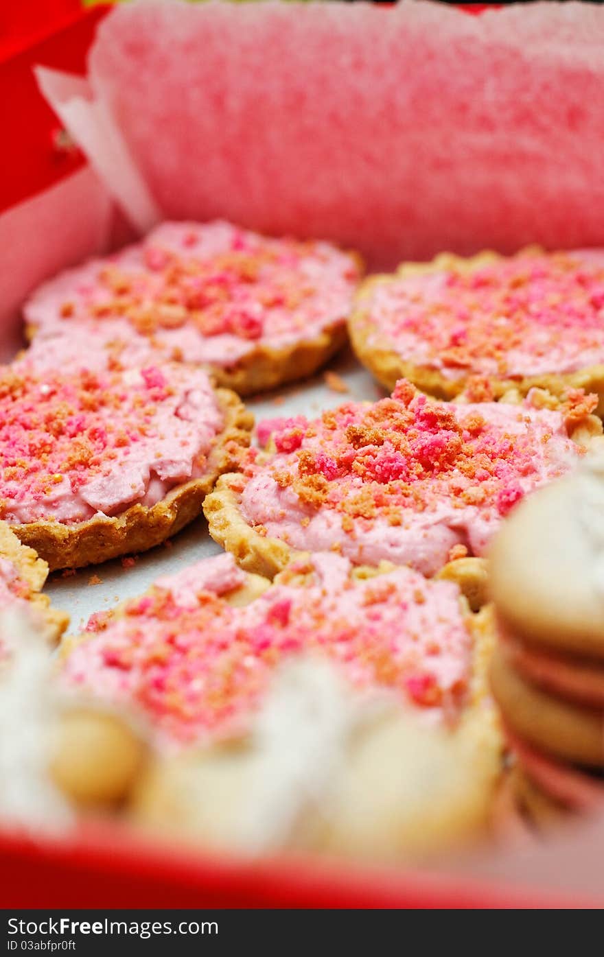 Mini raspberry tarts