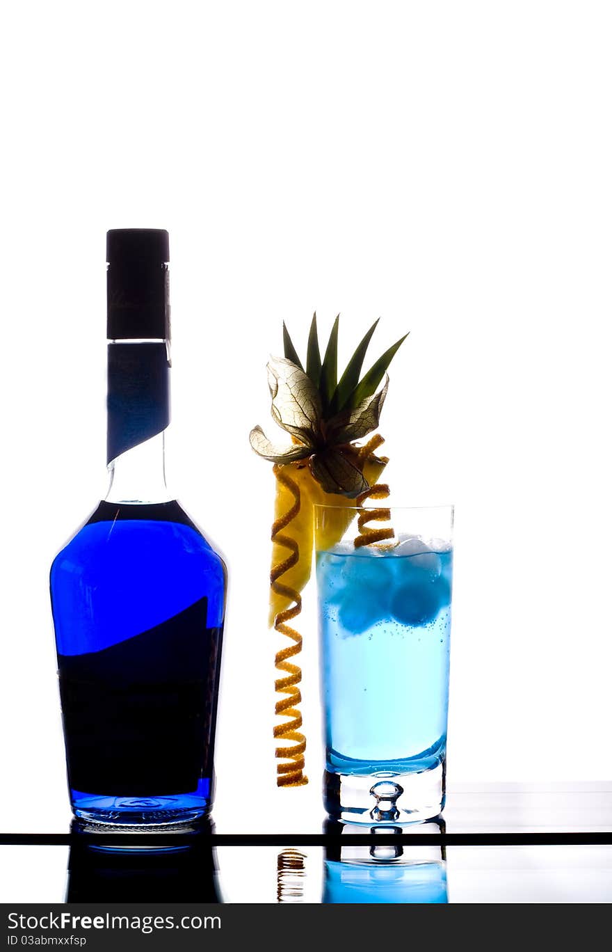 Blue lagoon cocktail