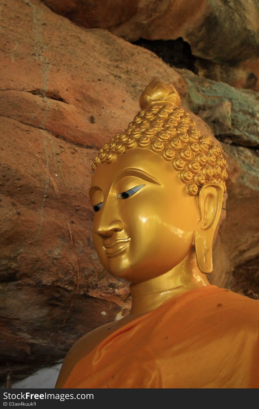 Beautiful Buddha statue in the cave Kuhasawan