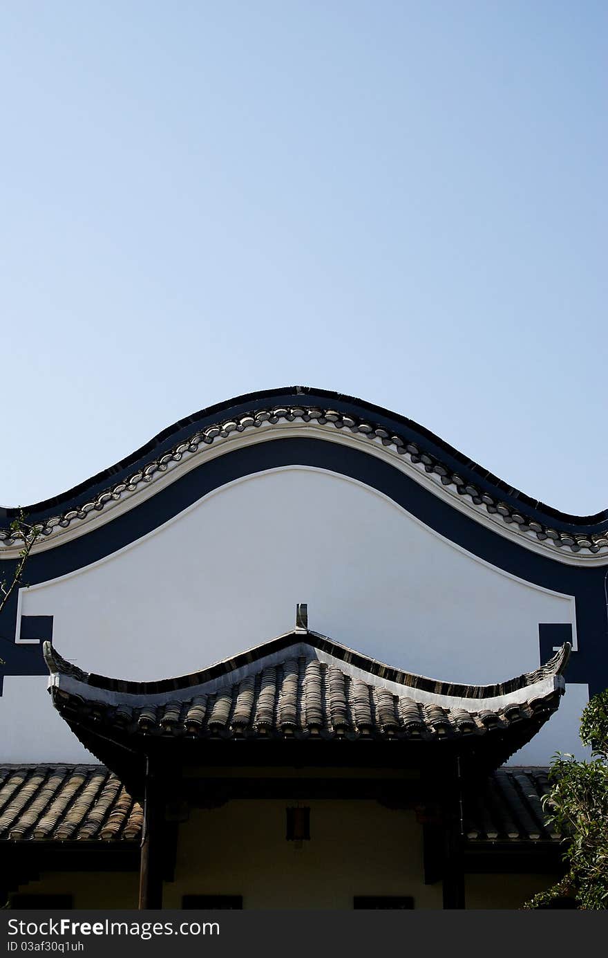 This is the ancient Chinese architectural decoration. This is the ancient Chinese architectural decoration