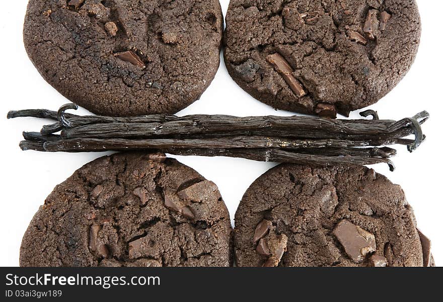 Chocolate cookies with vanilla