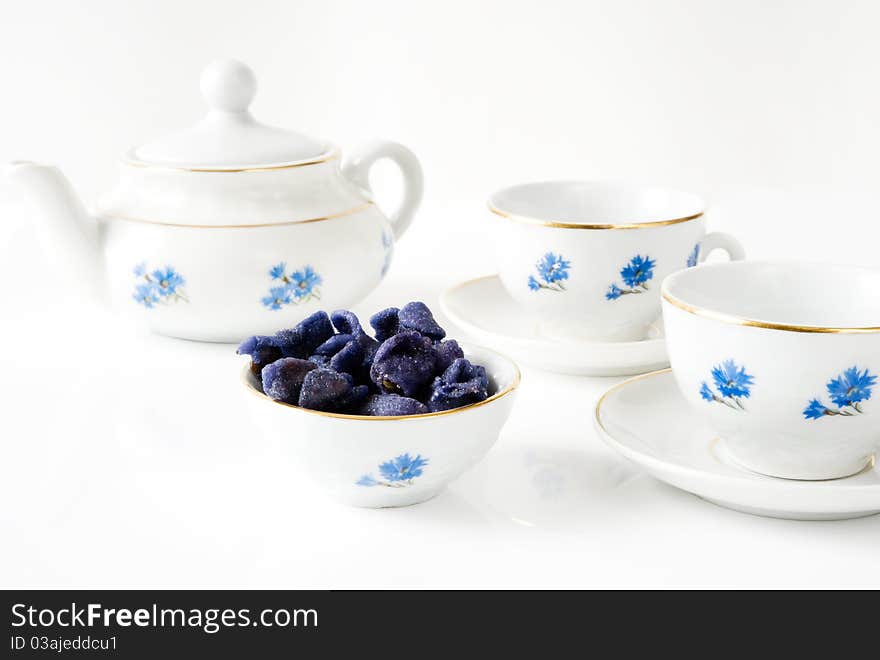 Tea With Candied Violets