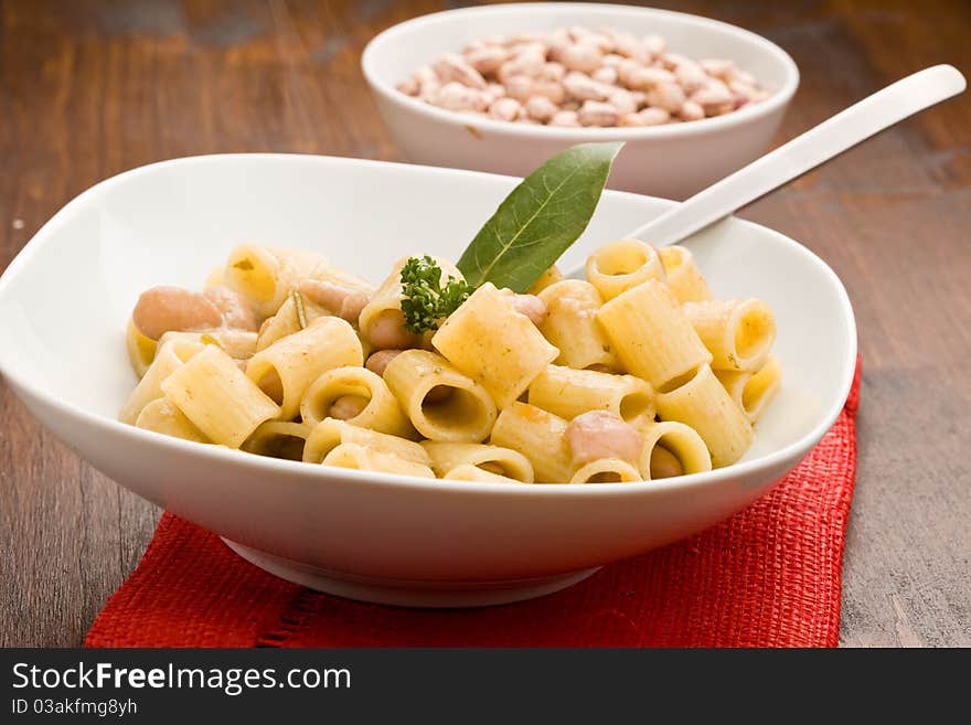 Pasta with beans