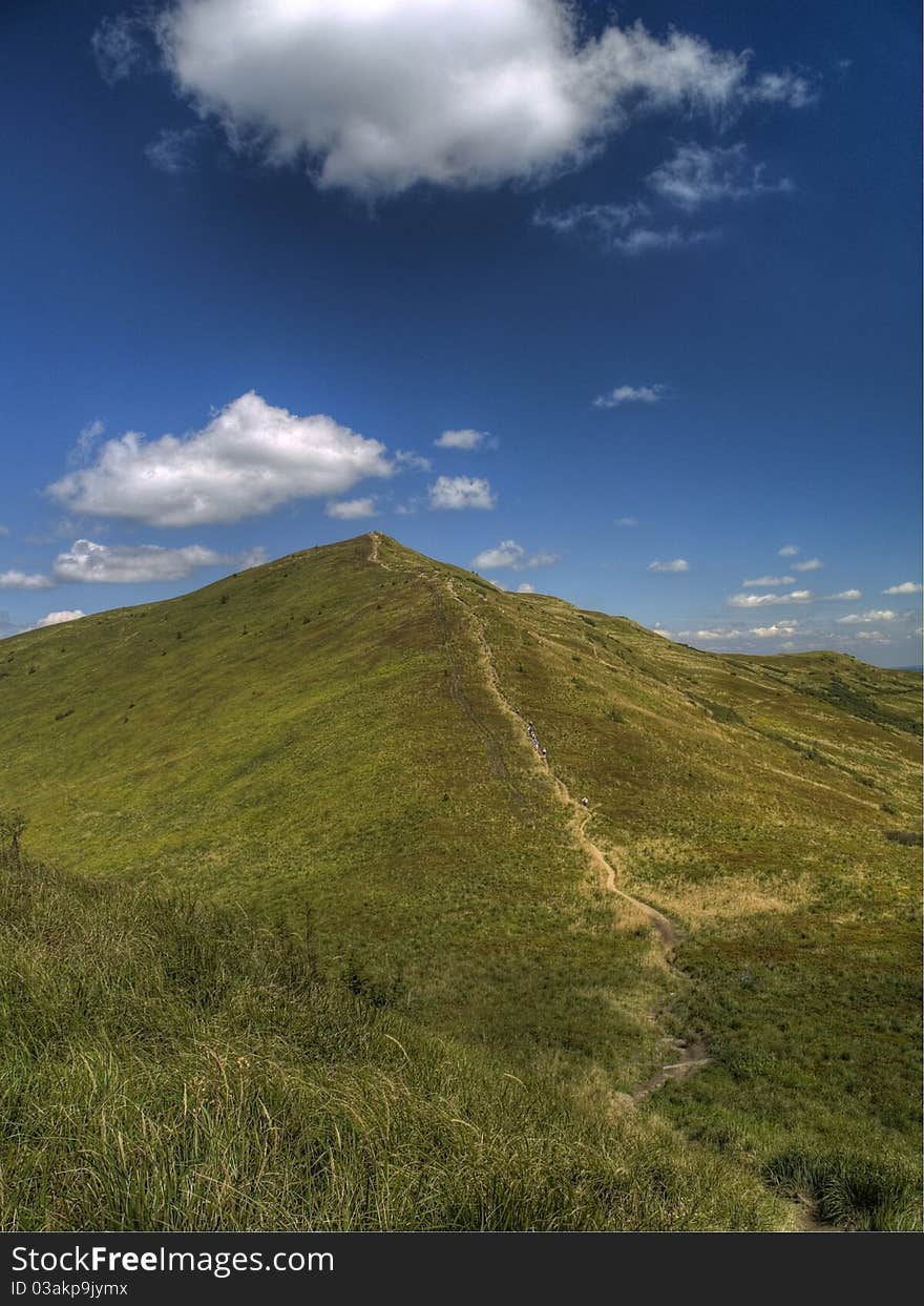 Mountain foothpath