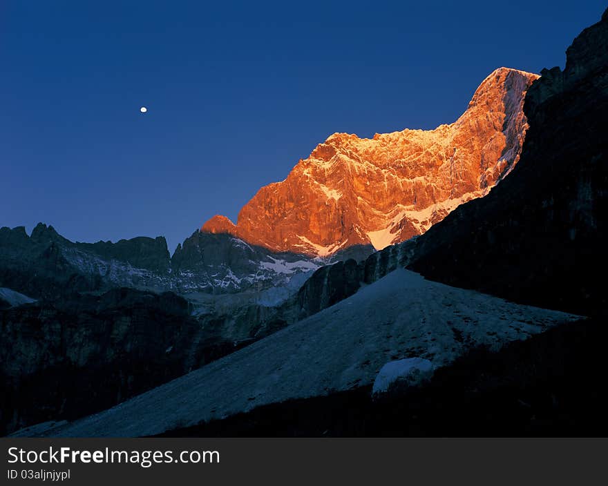 Peak in sunrise, view in Tibet