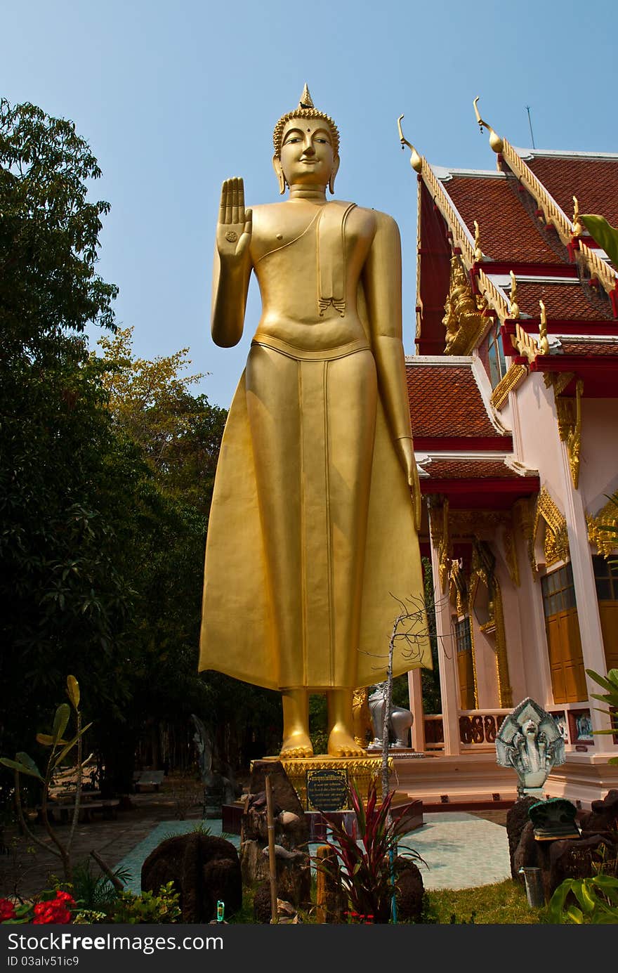 A big Buddha image at Thai temple