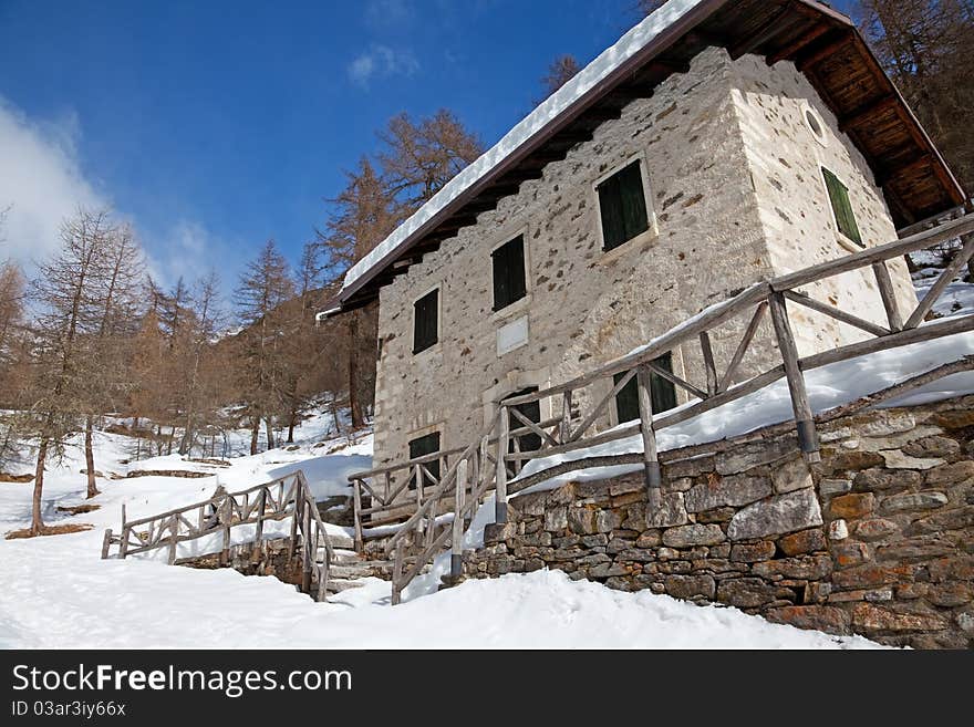 Cabin in the snow