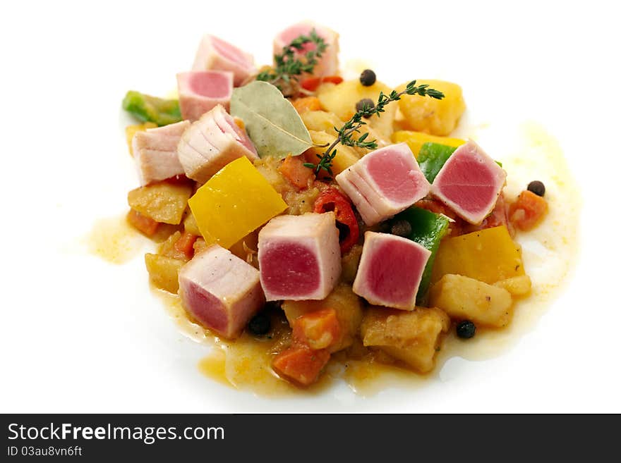 Tuna with sauteed vegetables