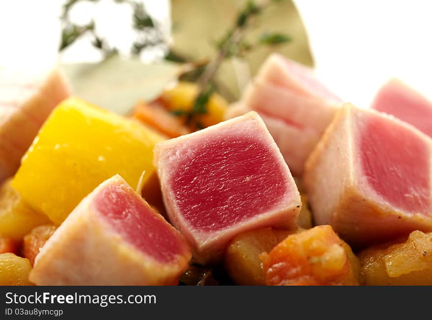 Tuna with sauteed vegetables