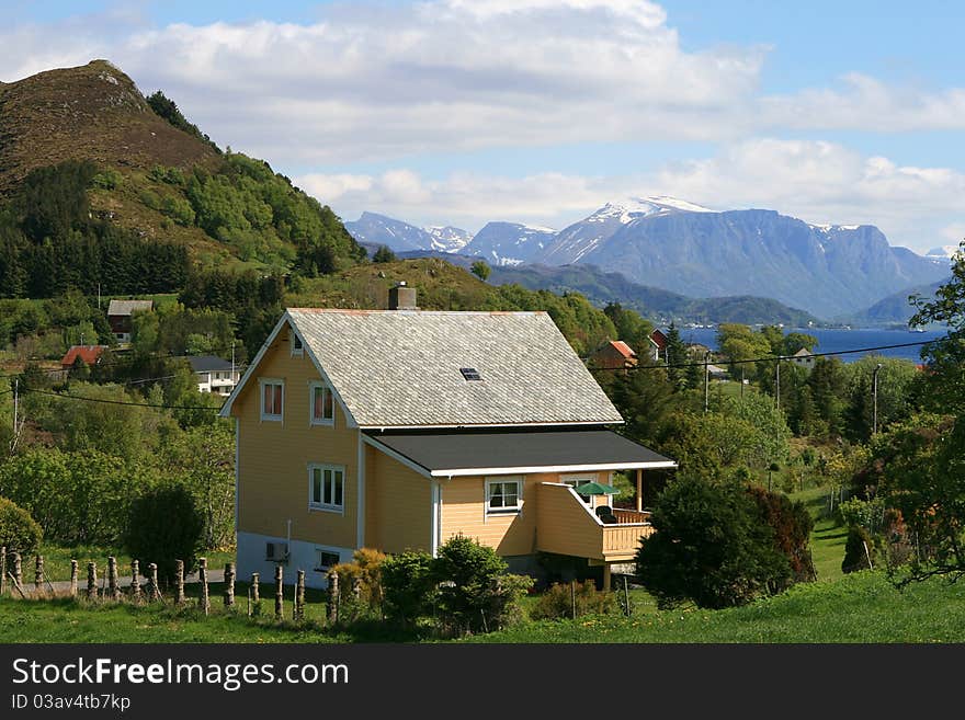 Detached house, free-standing house for holidays in Norway