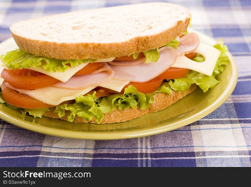 Sandwich with ham