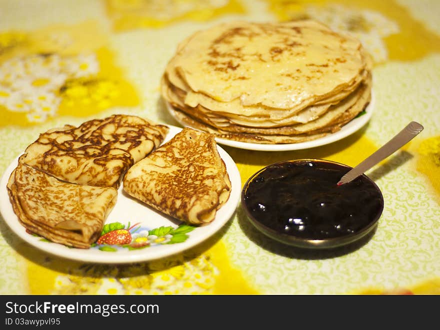 Pancakes with jam