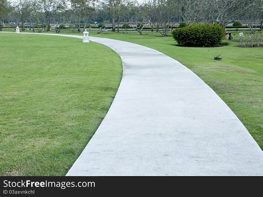 Footpath in the garden .