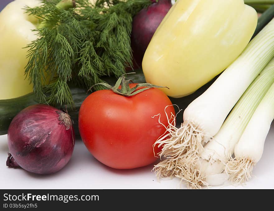 Raw vegetables with tomato, onion, cucumber, pepper and dill