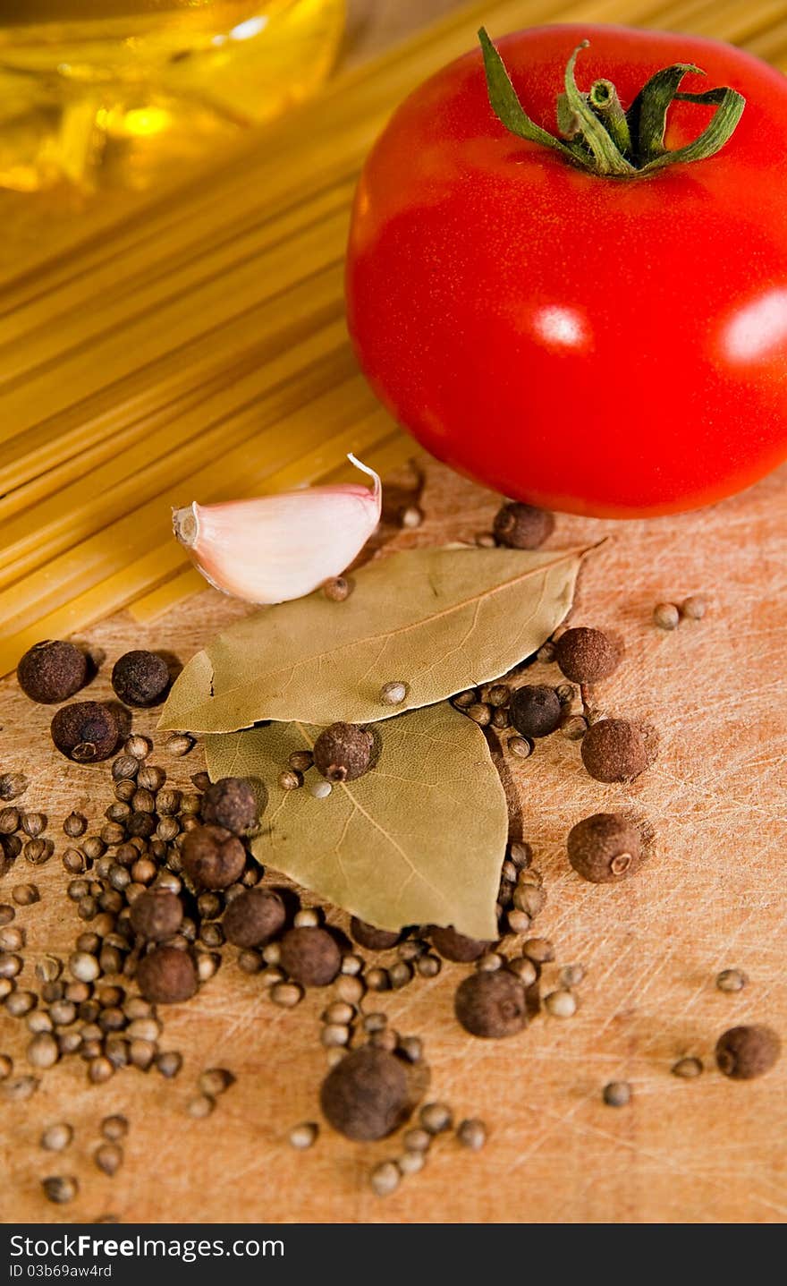 Pasta and tomato with spices