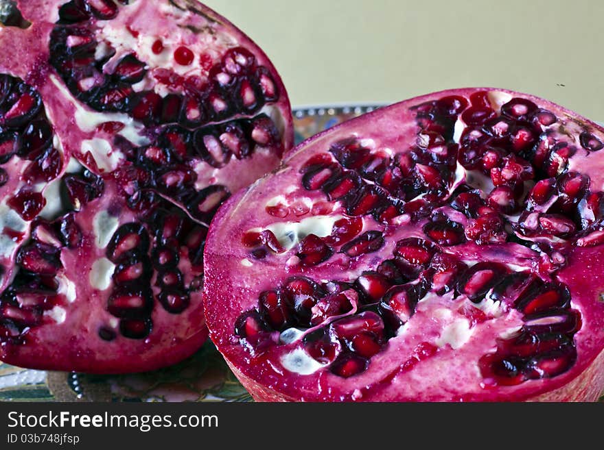 Pomegranate (Punica granatum)