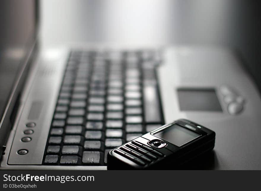 Keyboard and mobile phone