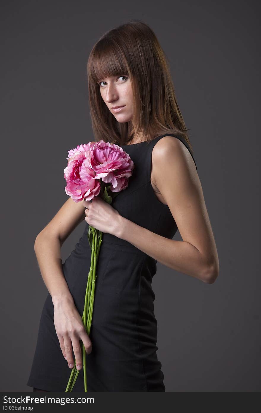 Fashion woman with flowers