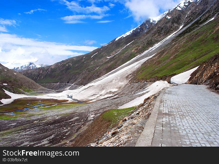 Path To Ladakh Mountains