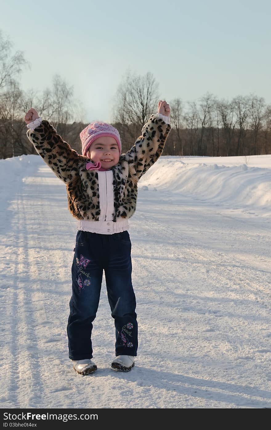 A little girl expresses his delight