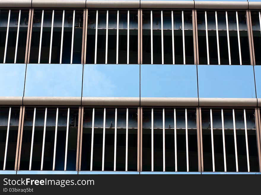 Bright blue glass arranged the center row. Bright blue glass arranged the center row.