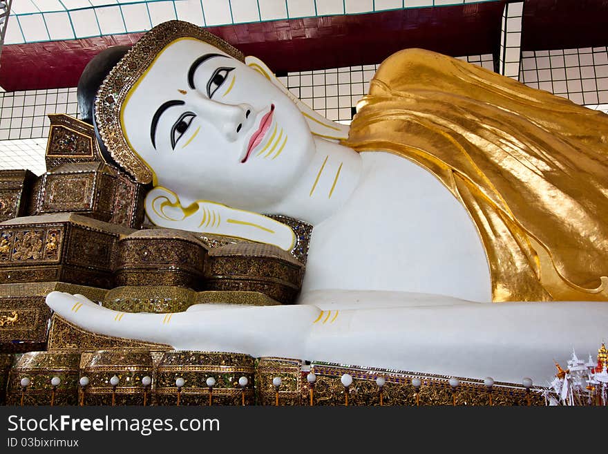 Shwethalyaung Buddha, Bago, Myanmar