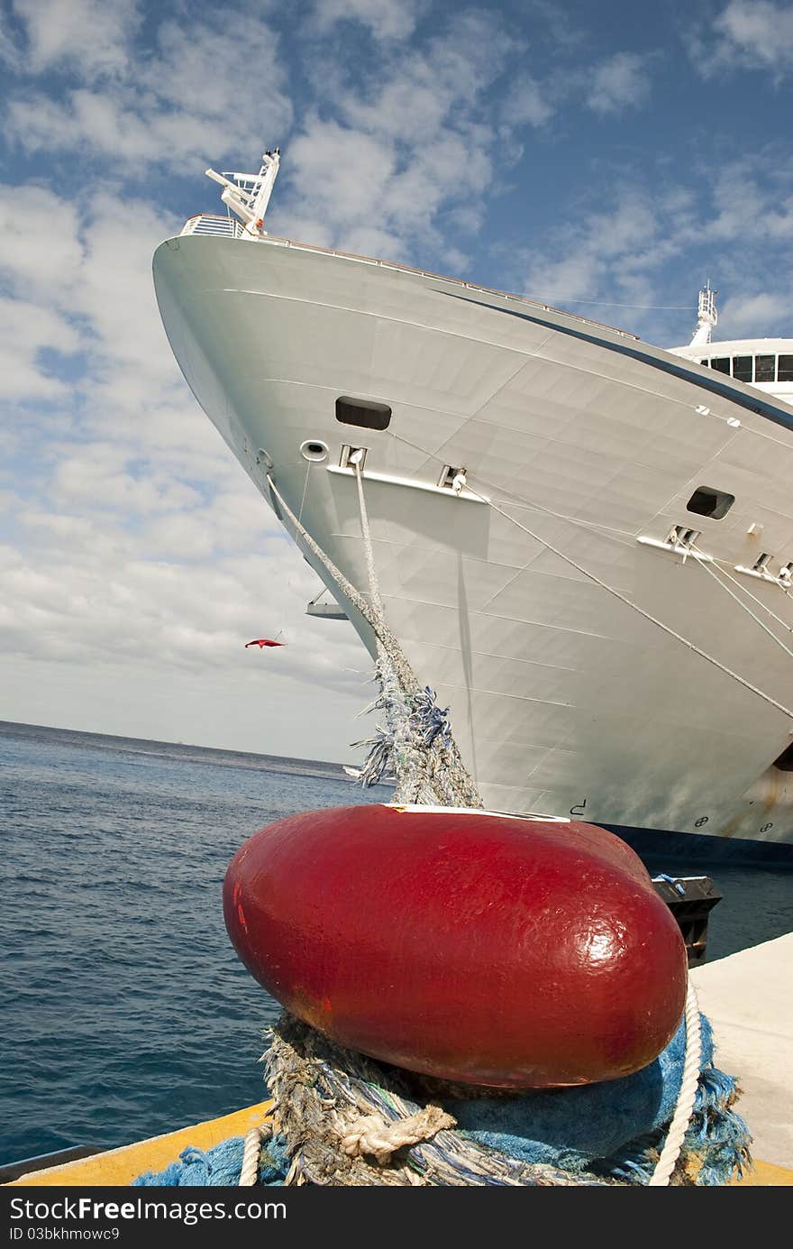 A great cruiseship anchored at a caribean peer. A great cruiseship anchored at a caribean peer