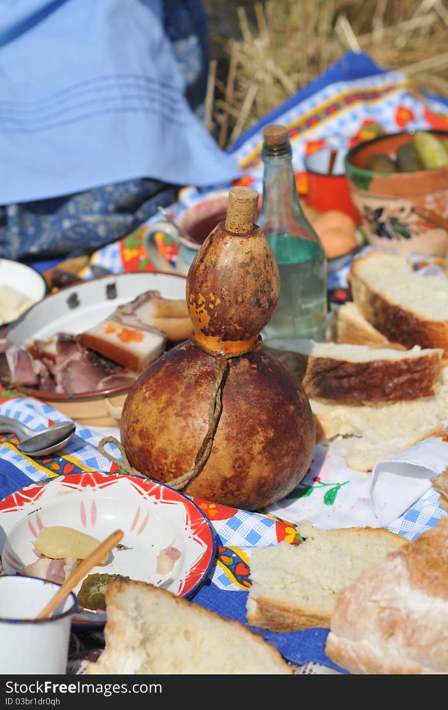 Traditional breakfast in the open at the time of harvest