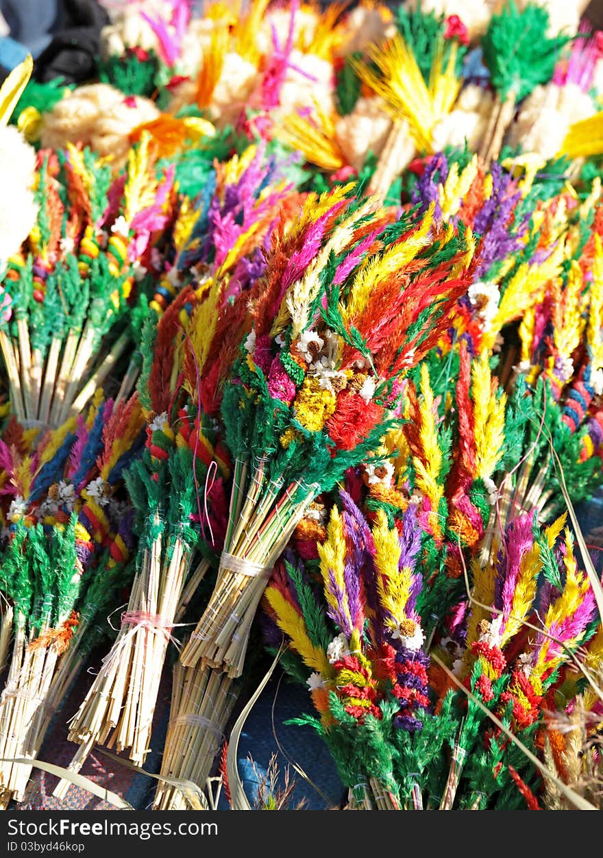 Spring - a colorful Easter palms