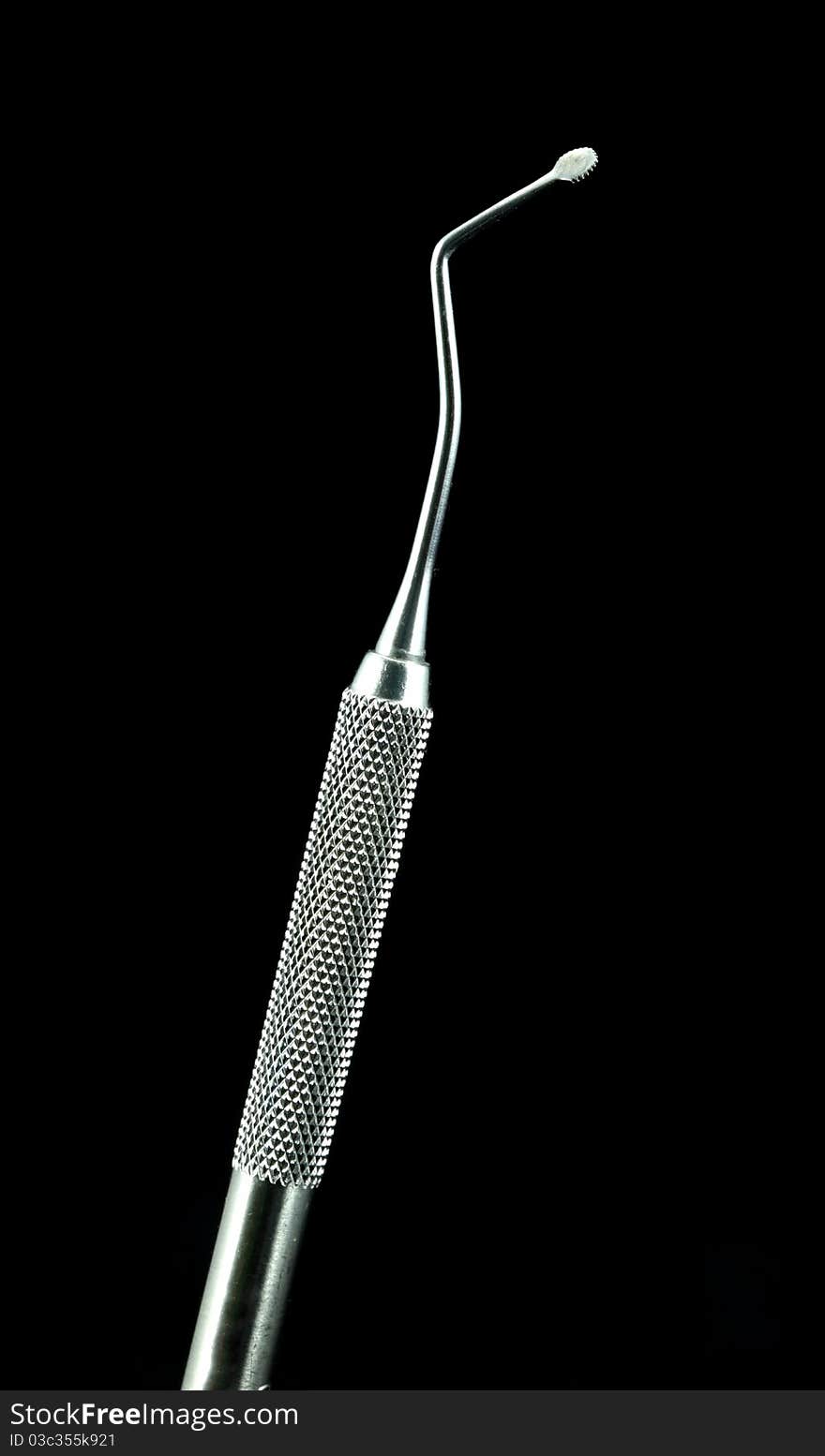 Dental Instrument For Tooth Treatment