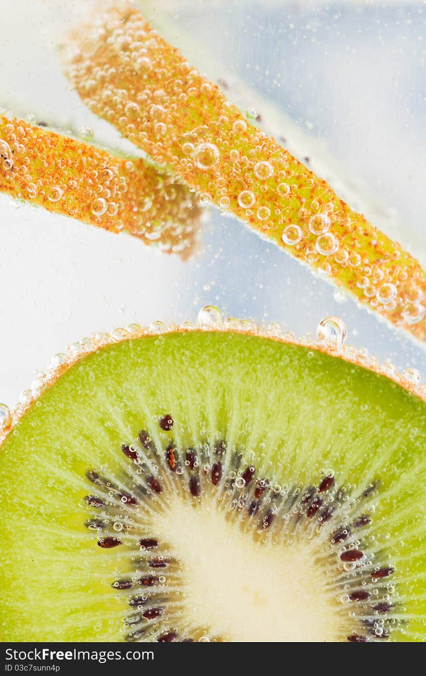 Fresh kiwi