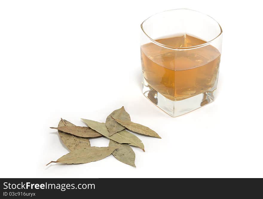 Decoction of bay leaf.