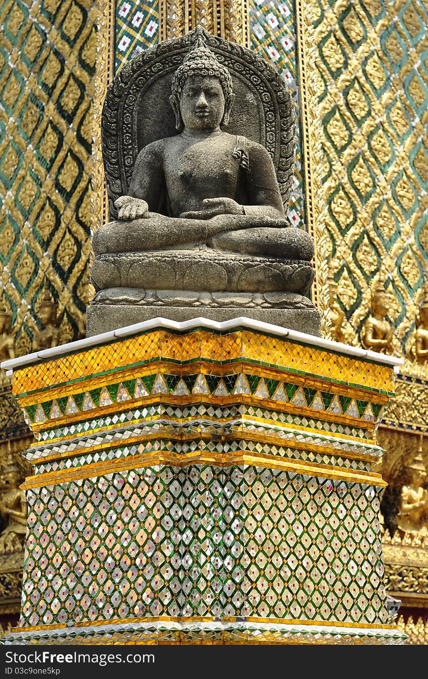 His small in Bangkok, Wat Phra Kaeo