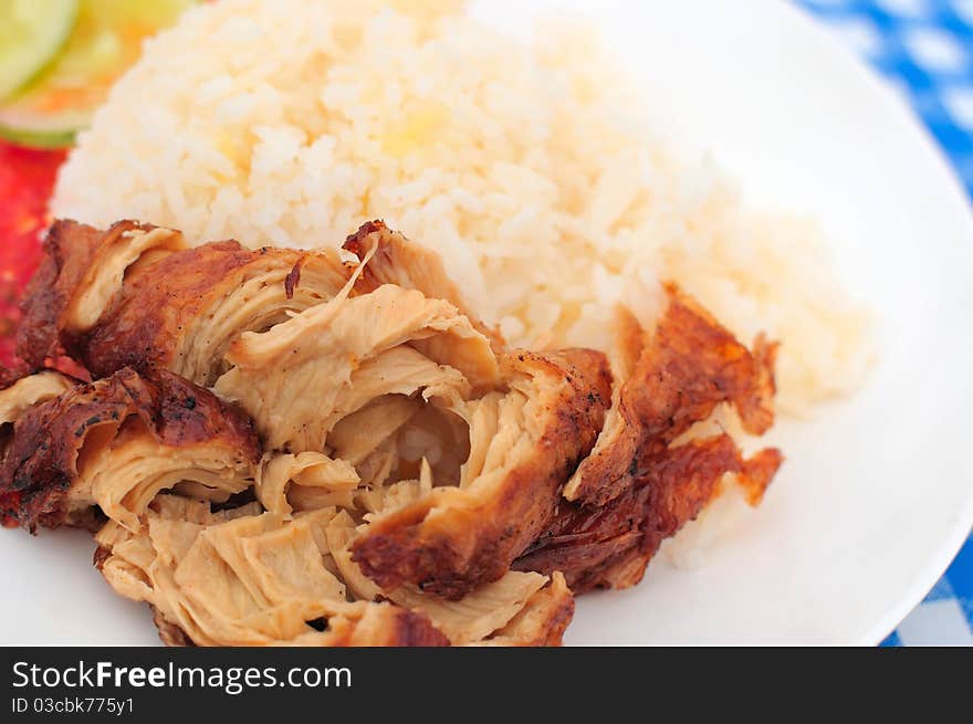 Tasty fried chicken from healthy vegetarian ingredients and served with white rice. Tasty fried chicken from healthy vegetarian ingredients and served with white rice.